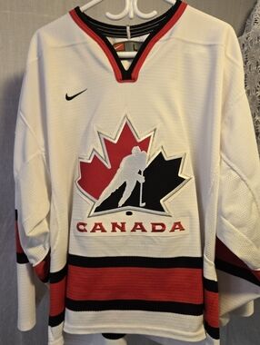 Nike Team Canada Hockey Jersey White Red Black Olympic Style Size L